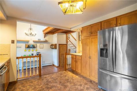 39 Winslow Road Cheshire CT 06410