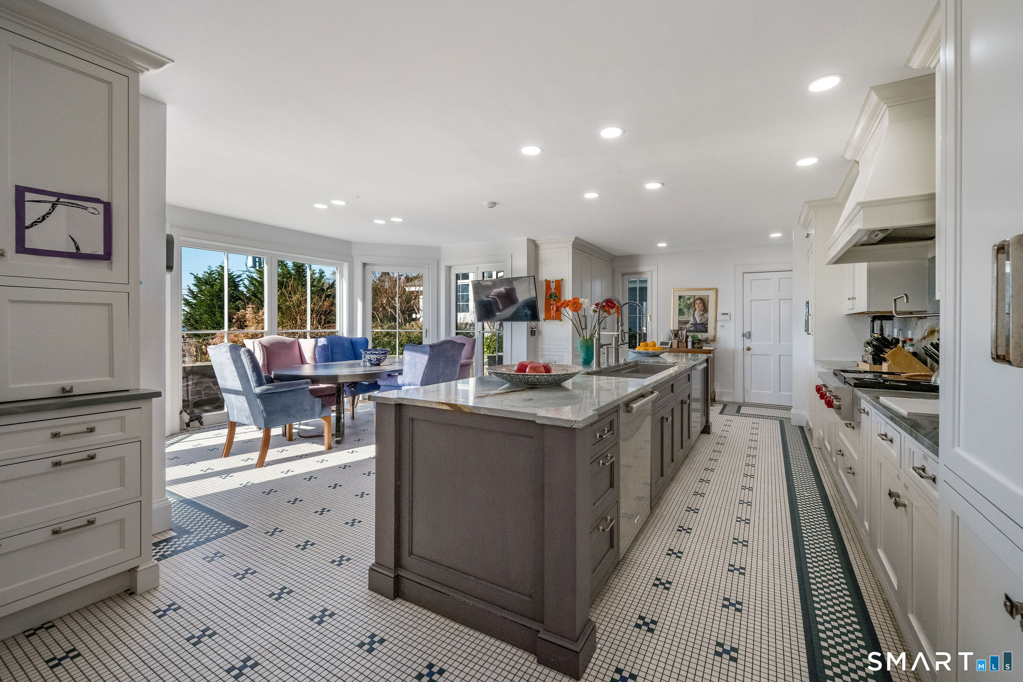 84 Johnsons Point Road Branford CT 06405