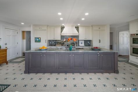 84 Johnsons Point Road Branford CT 06405