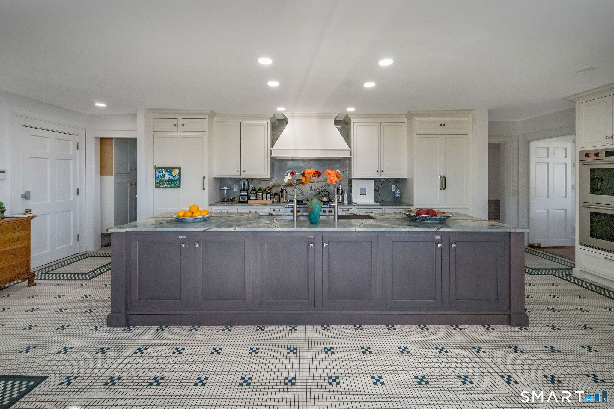 84 Johnsons Point Road Branford CT 06405