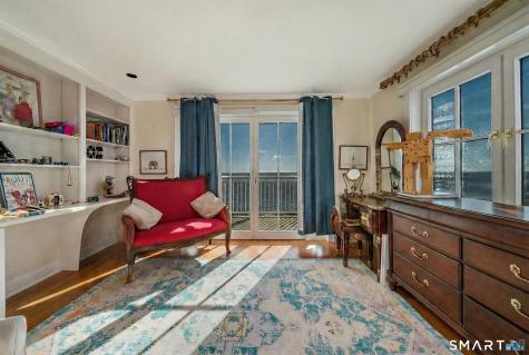 84 Johnsons Point Road Branford CT 06405