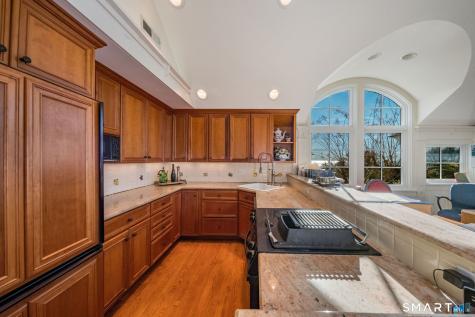 84 Johnsons Point Road Branford CT 06405