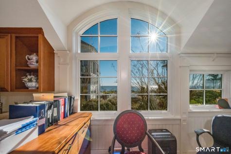 84 Johnsons Point Road Branford CT 06405