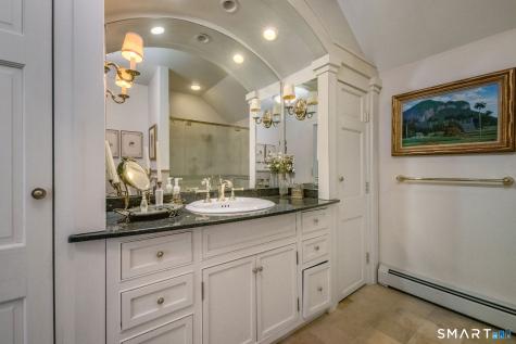 84 Johnsons Point Road Branford CT 06405