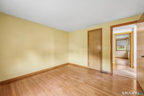 6 Anne Avenue Seymour CT 06483