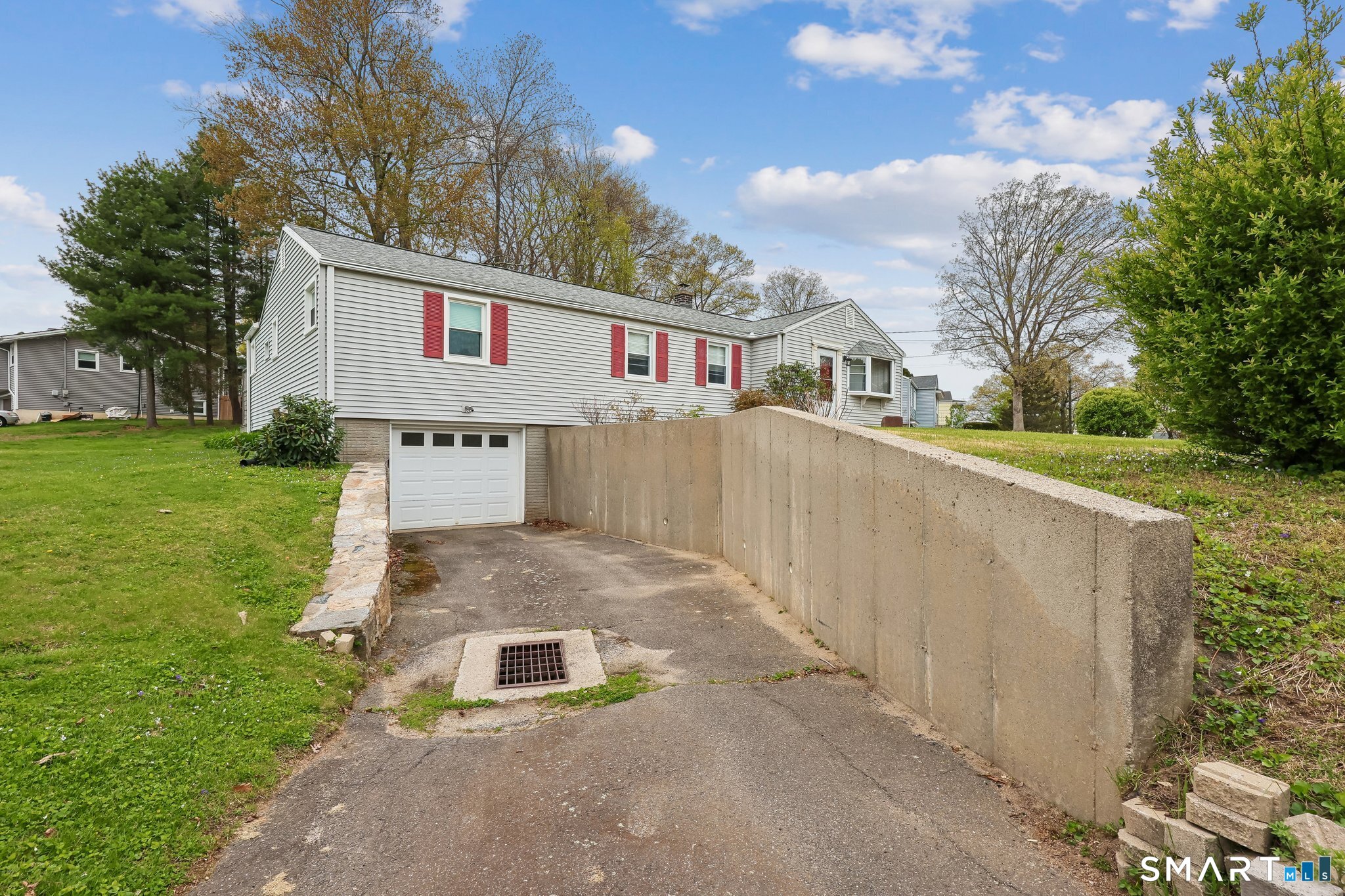 6 Anne Avenue Seymour CT 06483