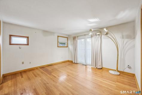 6 Anne Avenue Seymour CT 06483