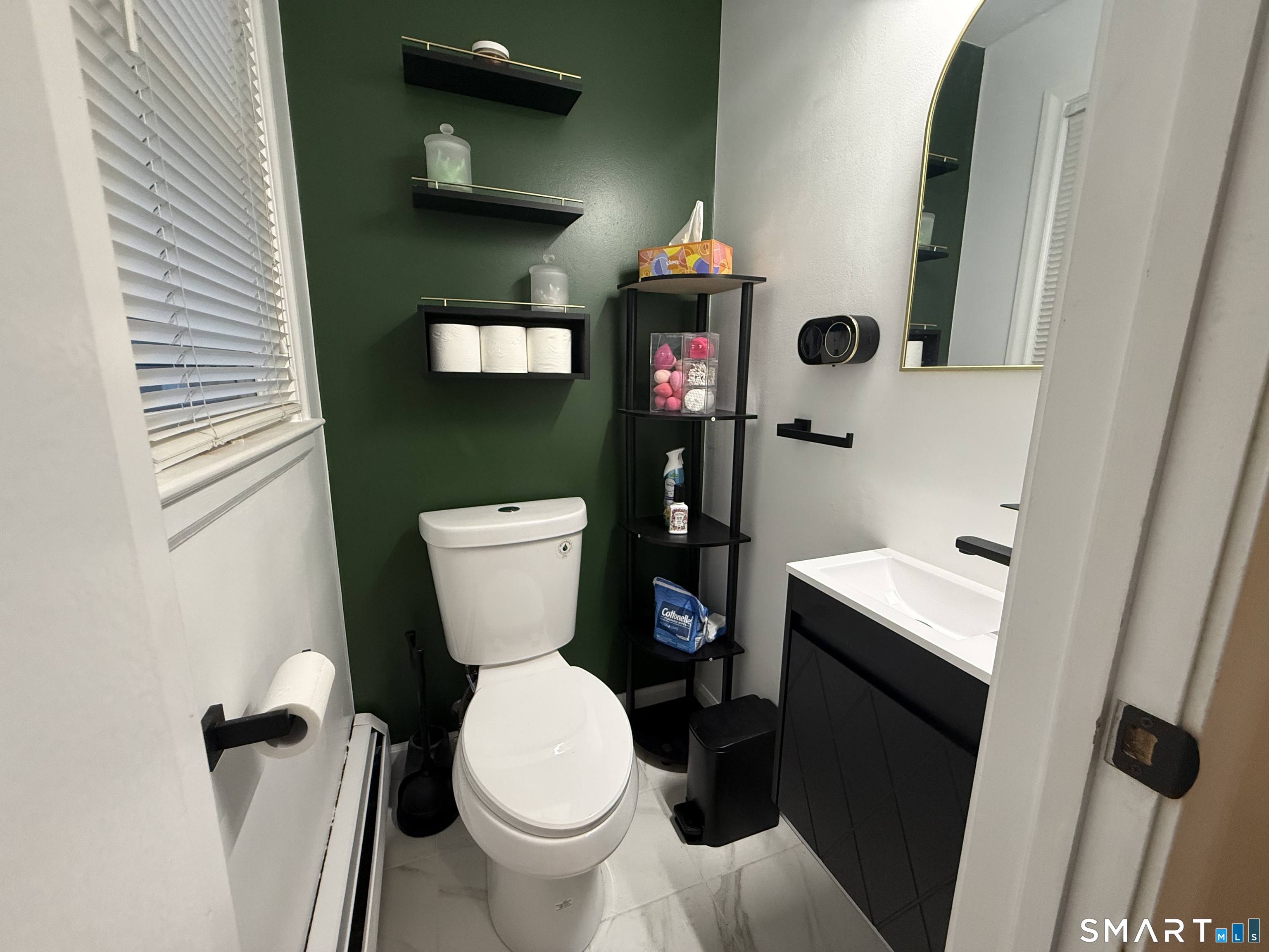 29 Maude Circle Windsor CT 06095