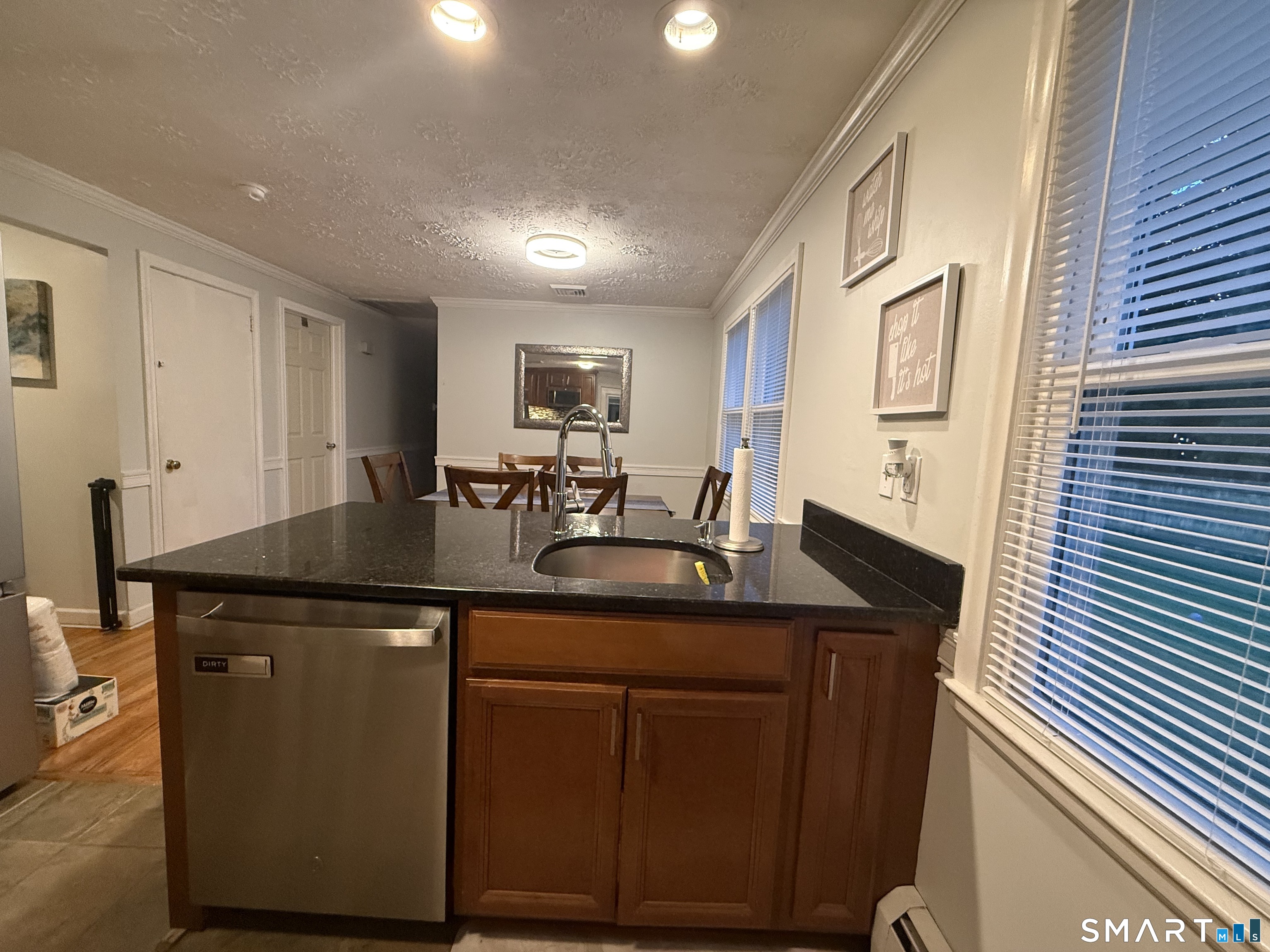 29 Maude Circle Windsor CT 06095