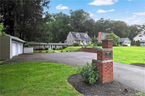 194 Oronoque Road Milford CT 06461