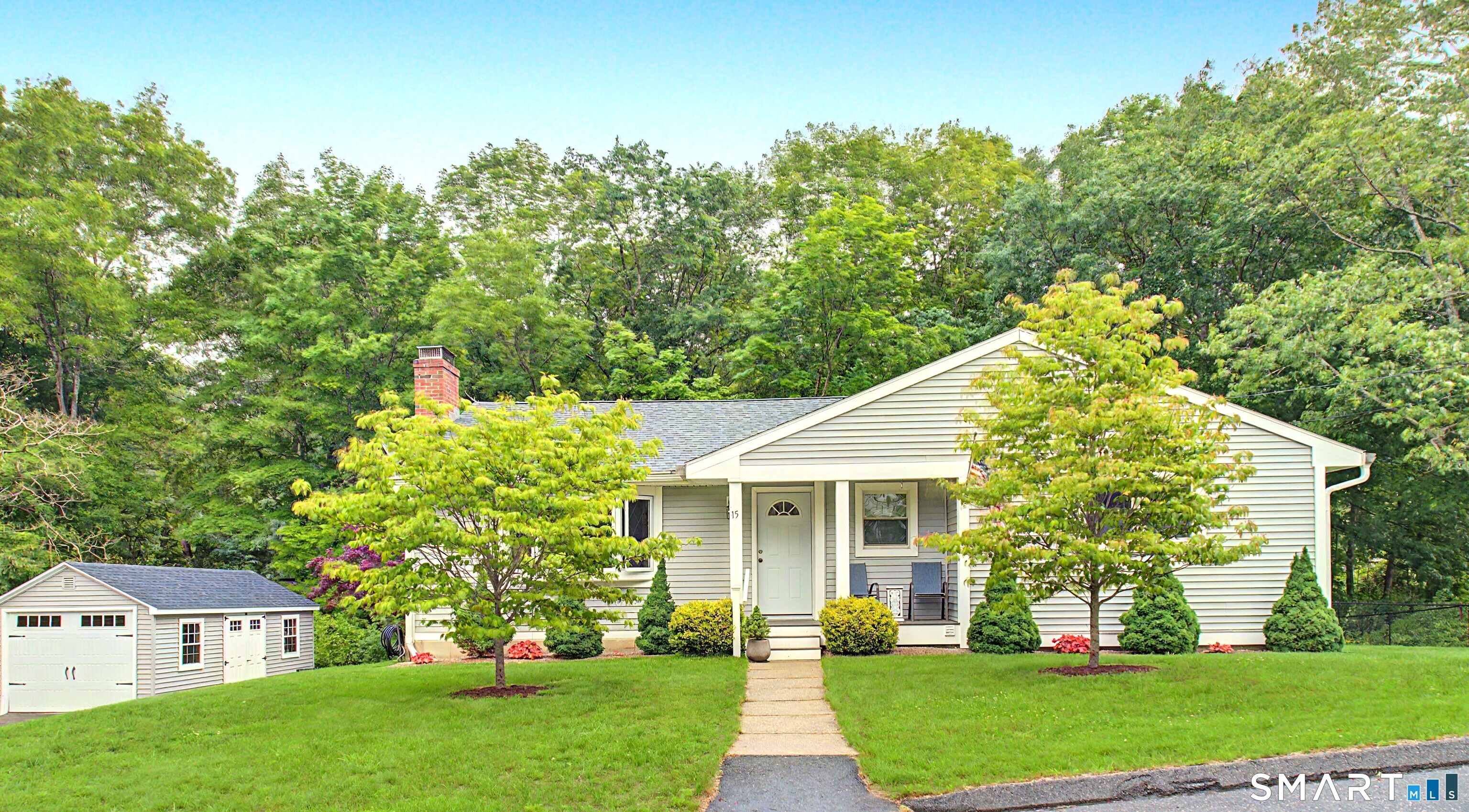 15 Cloverdale Circle Deep River CT 06417