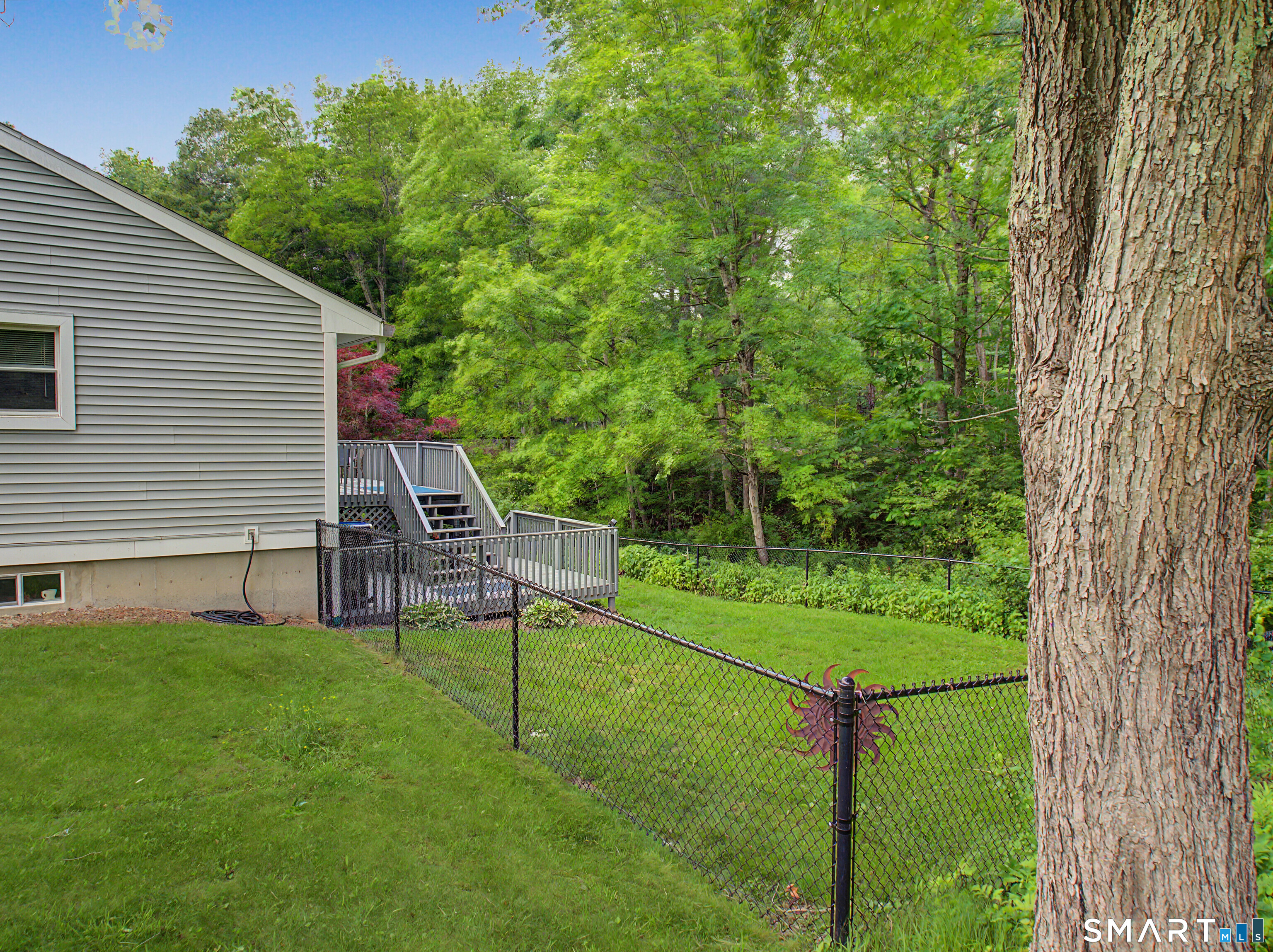 15 Cloverdale Circle Deep River CT 06417