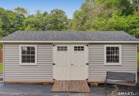 15 Cloverdale Circle Deep River CT 06417