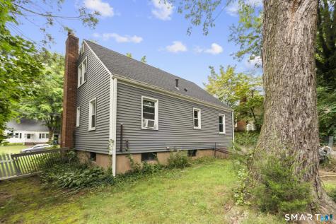 98 Colombus Street Manchester CT 06042