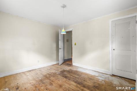98 Colombus Street Manchester CT 06042