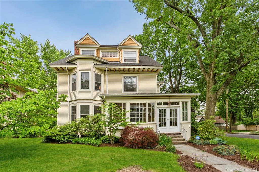 126 Kenyon Street Hartford CT 06105