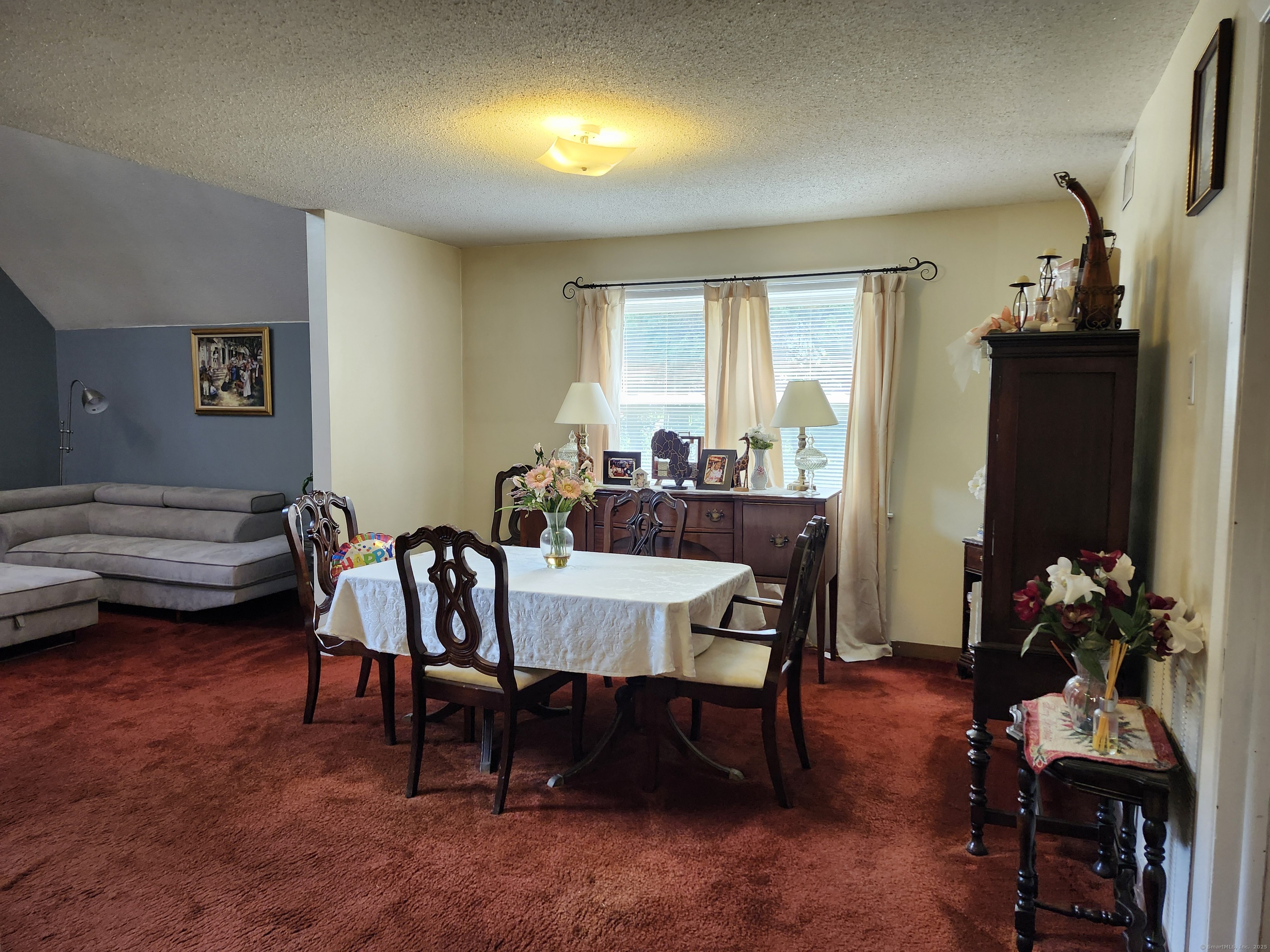 39 Loren Circle Windsor CT 06095