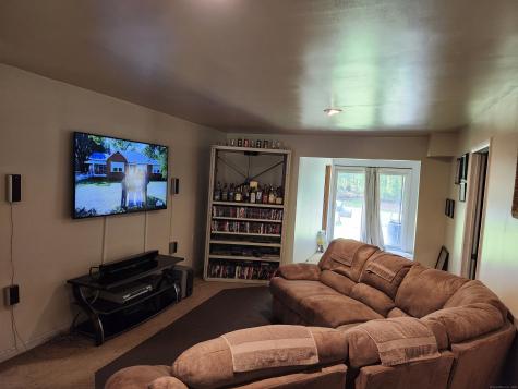 39 Loren Circle Windsor CT 06095