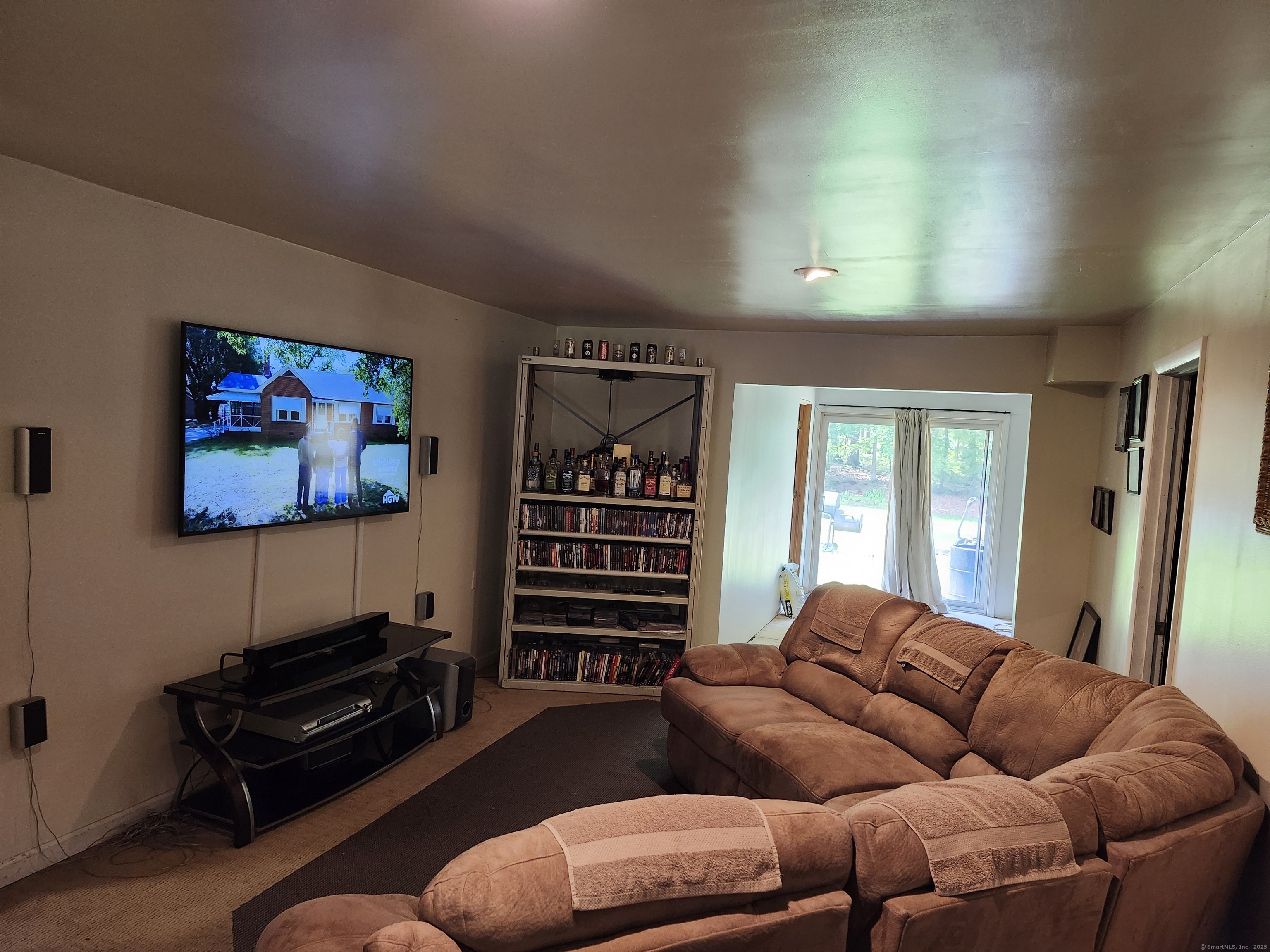 39 Loren Circle Windsor CT 06095