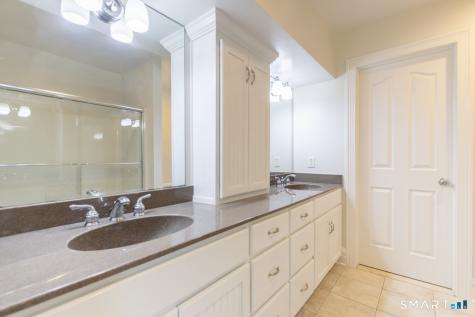 24 Plum Tree Lane Trumbull CT 06611