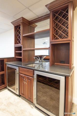 24 Plum Tree Lane Trumbull CT 06611