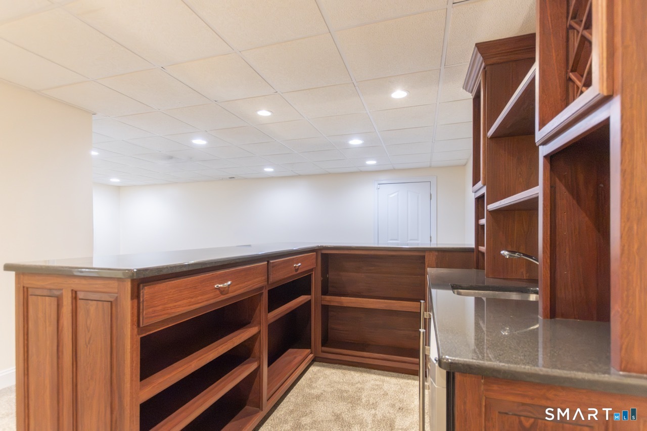 24 Plum Tree Lane Trumbull CT 06611