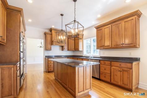 24 Plum Tree Lane Trumbull CT 06611
