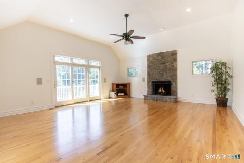 24 Plum Tree Lane Trumbull CT 06611