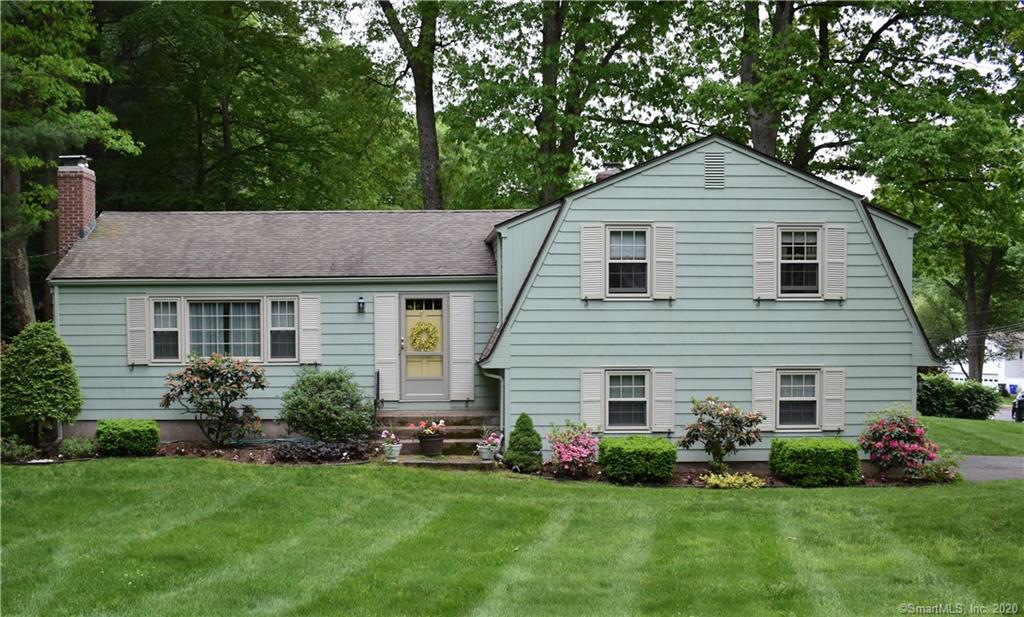 7 Farnham Drive East Hartford CT 06118