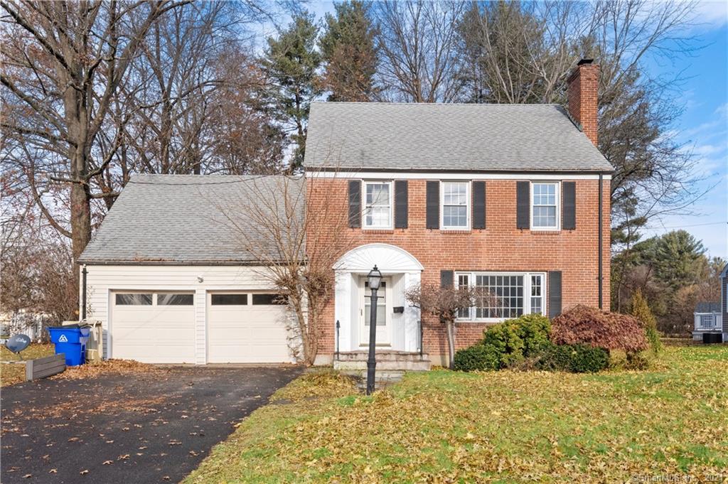128 Mohawk Drive West Hartford CT 06117