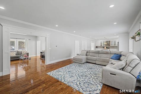 4 Sunnyview Terrace Newtown CT 06482