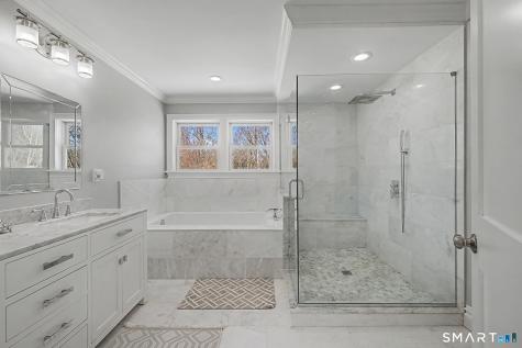 4 Sunnyview Terrace Newtown CT 06482