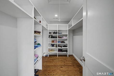 4 Sunnyview Terrace Newtown CT 06482