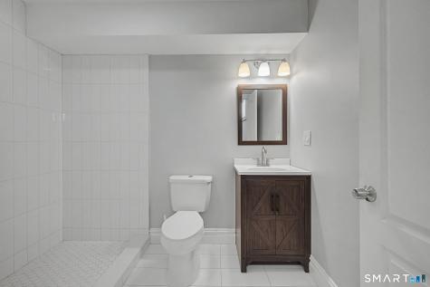 4 Sunnyview Terrace Newtown CT 06482