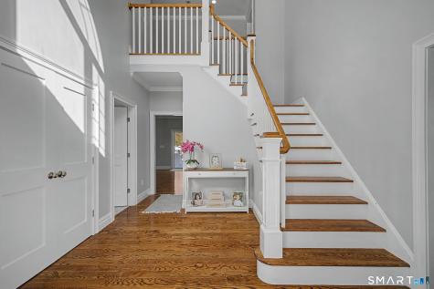 4 Sunnyview Terrace Newtown CT 06482