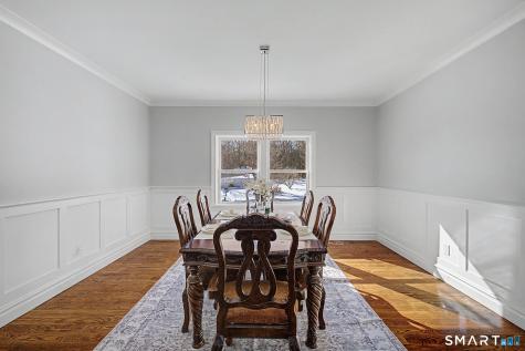 4 Sunnyview Terrace Newtown CT 06482