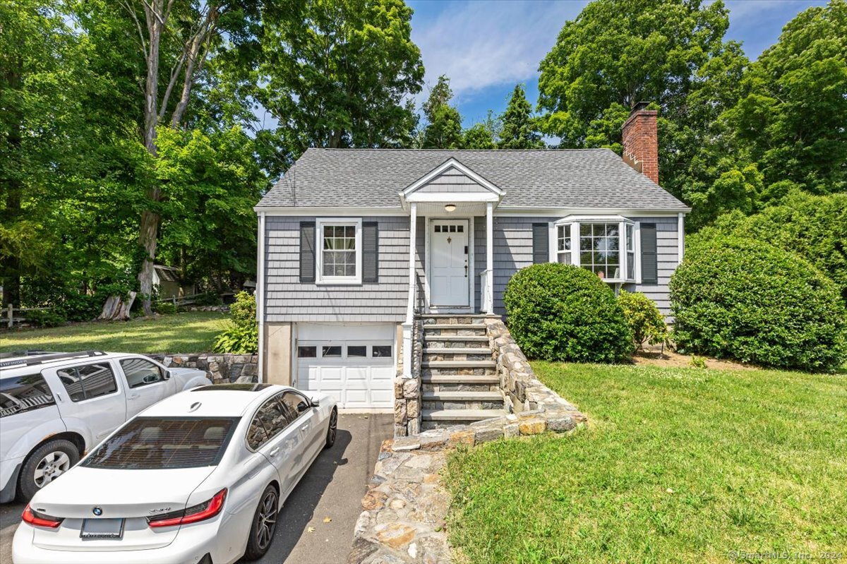 16 Woodway Road Stamford CT 06907