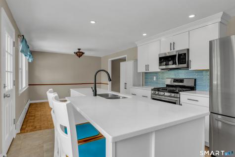 7 Rhonda Lane North Stonington CT 06359