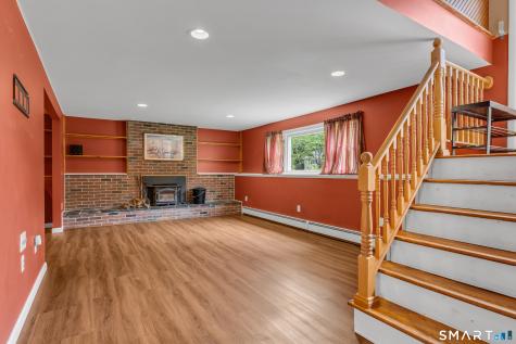 7 Rhonda Lane North Stonington CT 06359