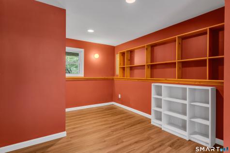 7 Rhonda Lane North Stonington CT 06359