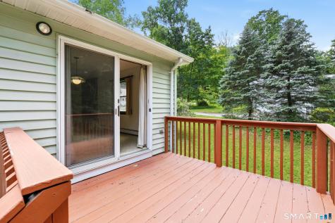 19 Holmes Road East Lyme CT 06333