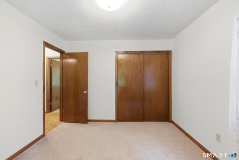 19 Holmes Road East Lyme CT 06333