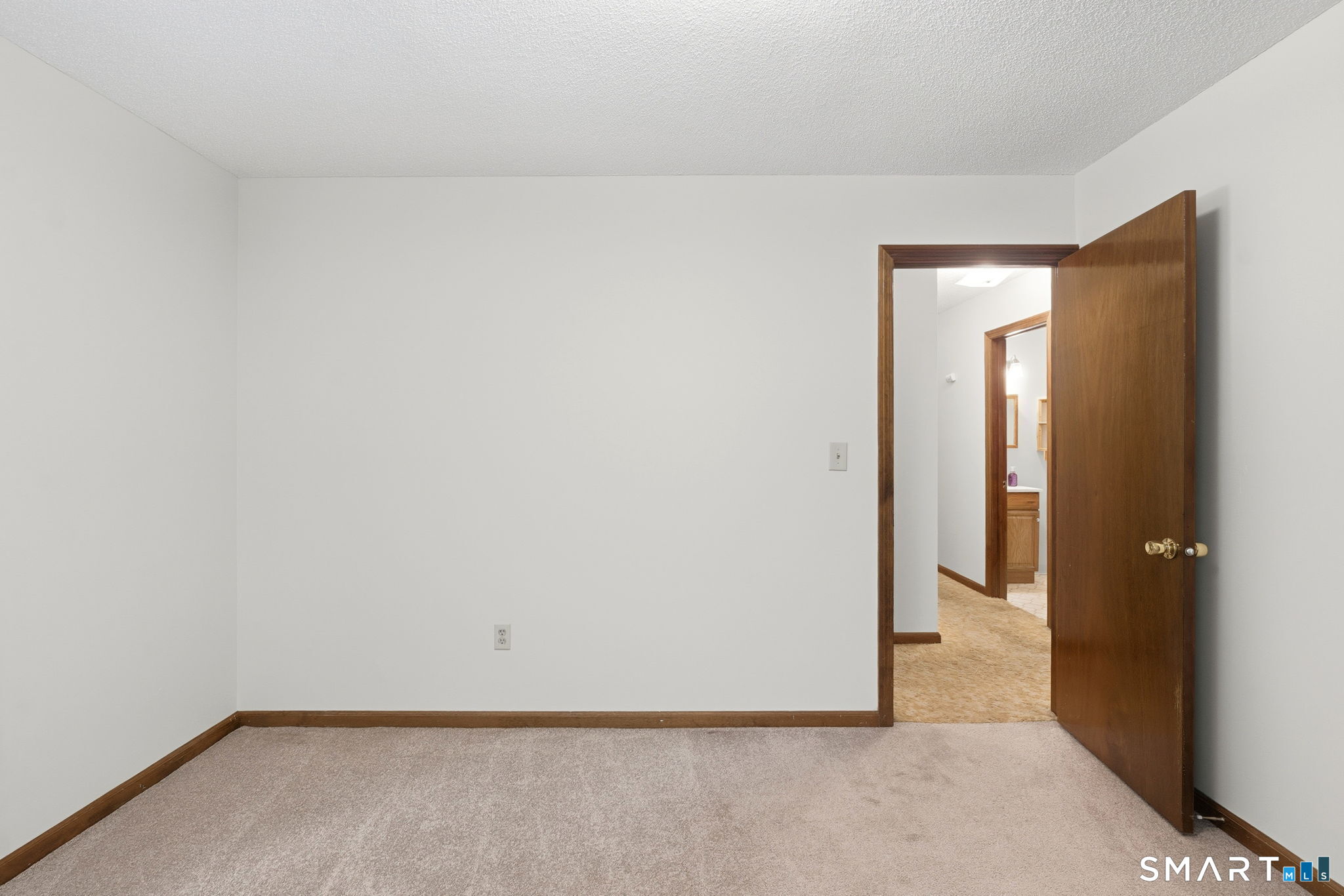 19 Holmes Road East Lyme CT 06333