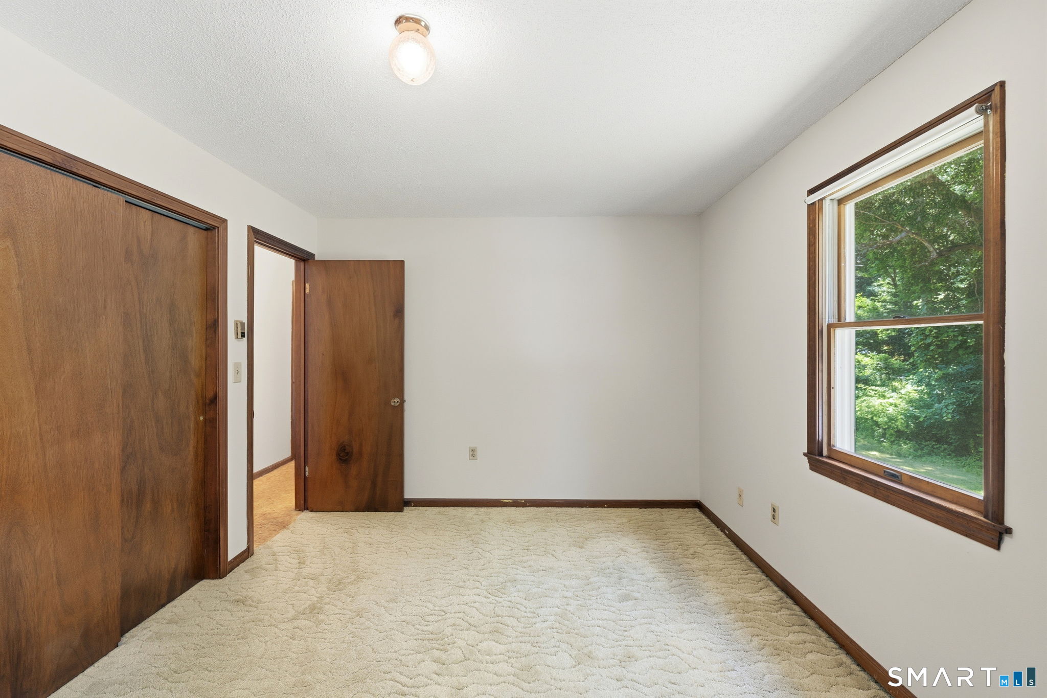 19 Holmes Road East Lyme CT 06333