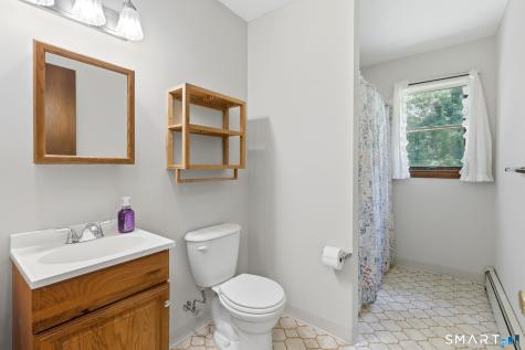 19 Holmes Road East Lyme CT 06333