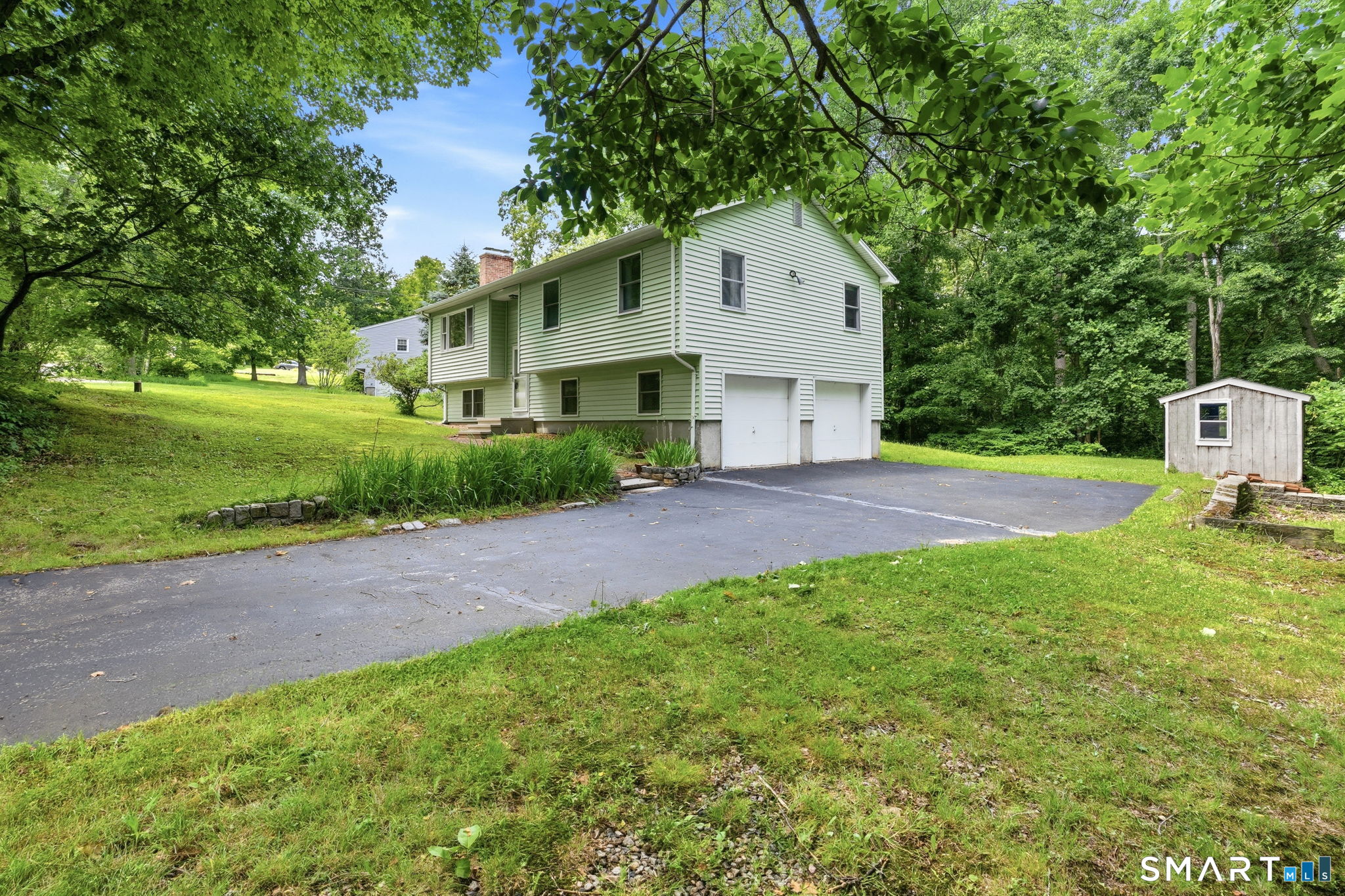 19 Holmes Road East Lyme CT 06333