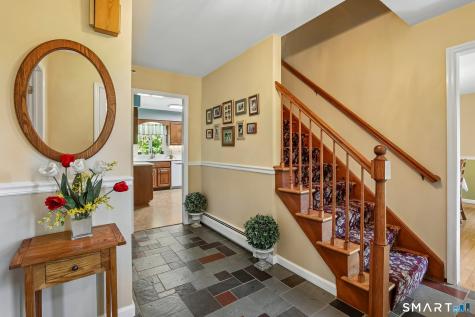 28 Colonial Ridge Drive New Milford CT 06755