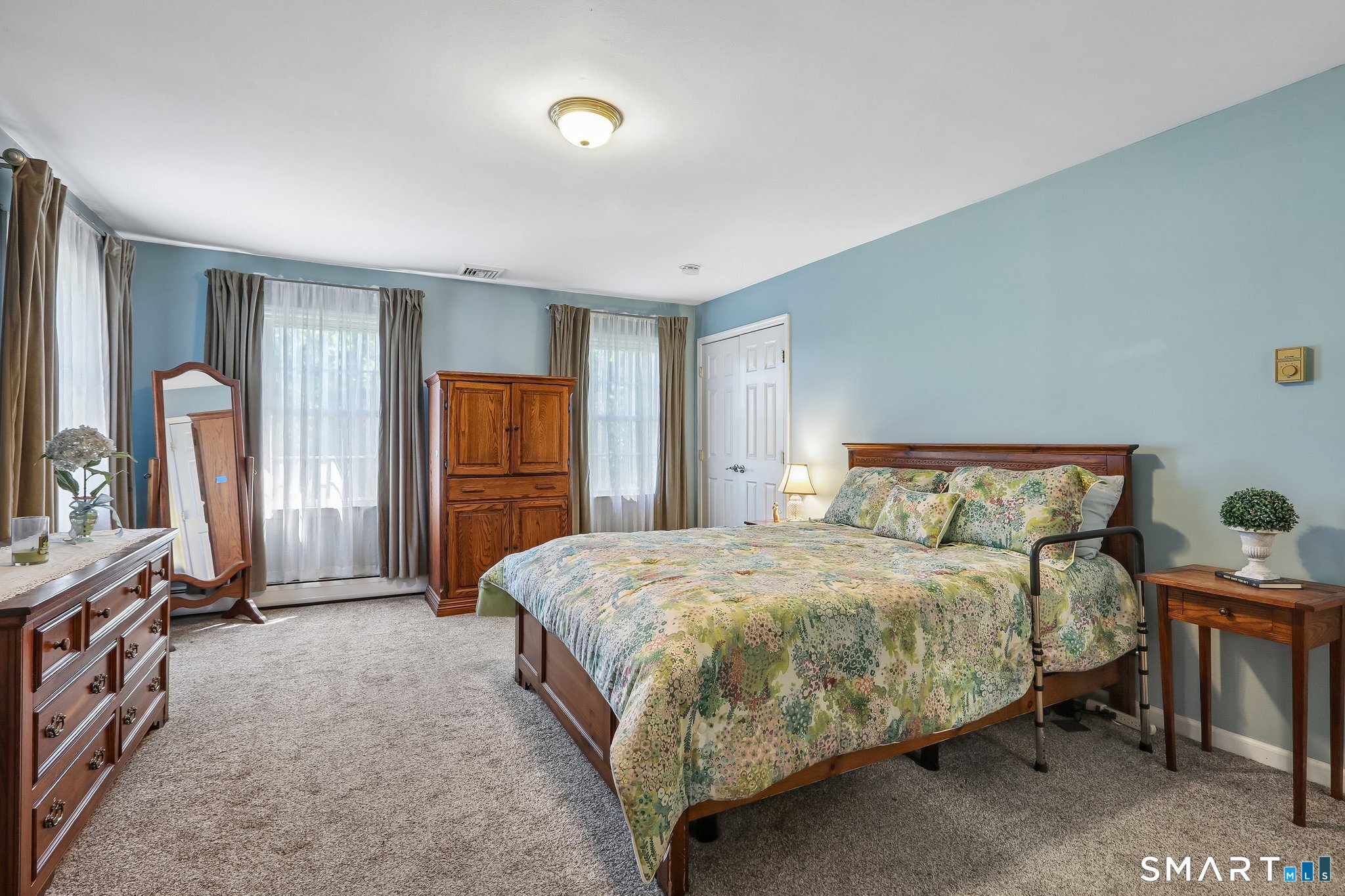 28 Colonial Ridge Drive New Milford CT 06755