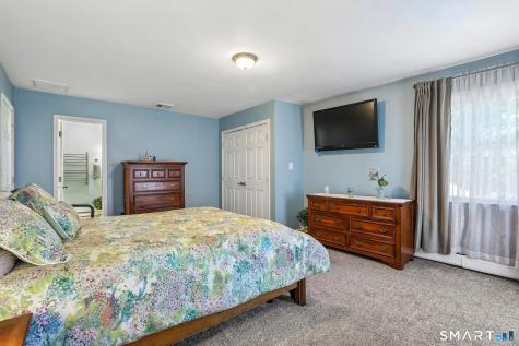 28 Colonial Ridge Drive New Milford CT 06755
