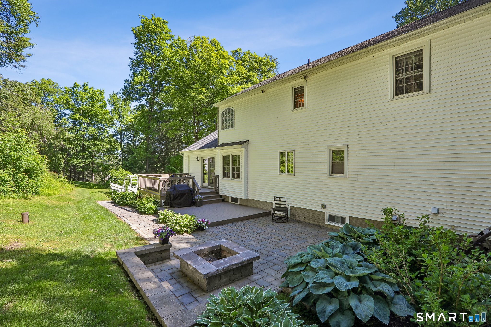 28 Colonial Ridge Drive New Milford CT 06755